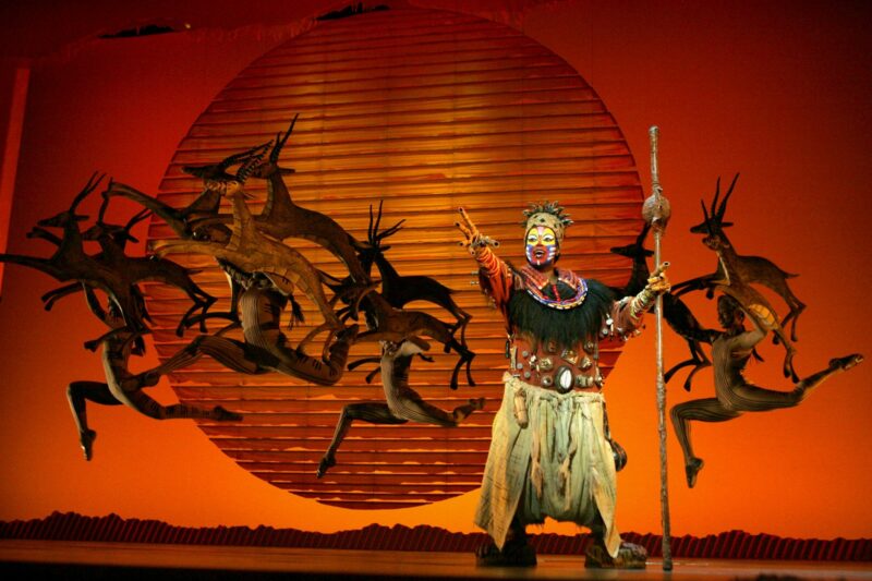 S3-Gugwana-Dlamini-as-Rafiki.-The-Lion-King-North-American-Tour-©Disney.-Photo-by-Joan-Marcus.